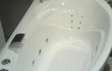Акриловая ванна до покрытия